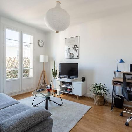 Gaspar - 2 Pieces Au Dernier Etage Avec Balcon Boulogne-Billancourt Eksteriør billede